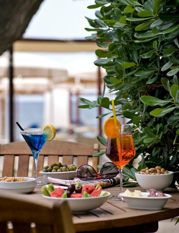 Alexandra Plaza Hotel 리치오네 외부 사진
